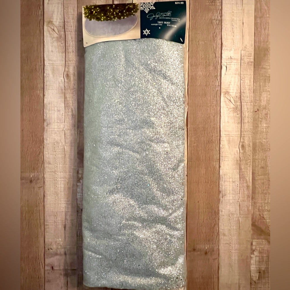 Light blue sparkling tree skirt, NWT